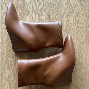 Target camel booties